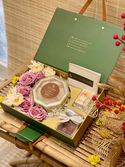 Hộp Quà Tặng Tổ Yến Tinh Chế Lưu Luyến Cao Cấp (100gr)